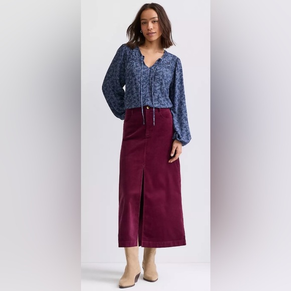 LOFT Dresses & Skirts - LOFT Brushed Corduroy Midi Skirt